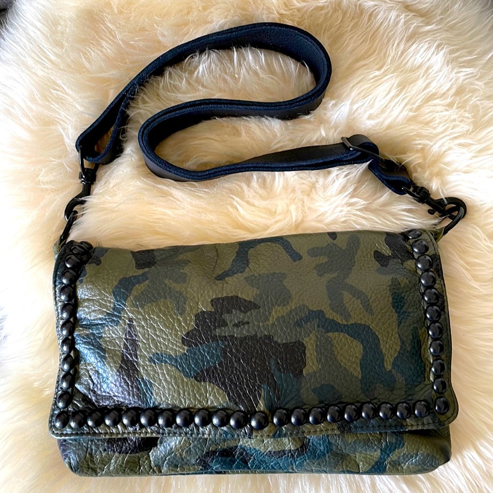 Lynn Tallerico Robin Bag in Camo